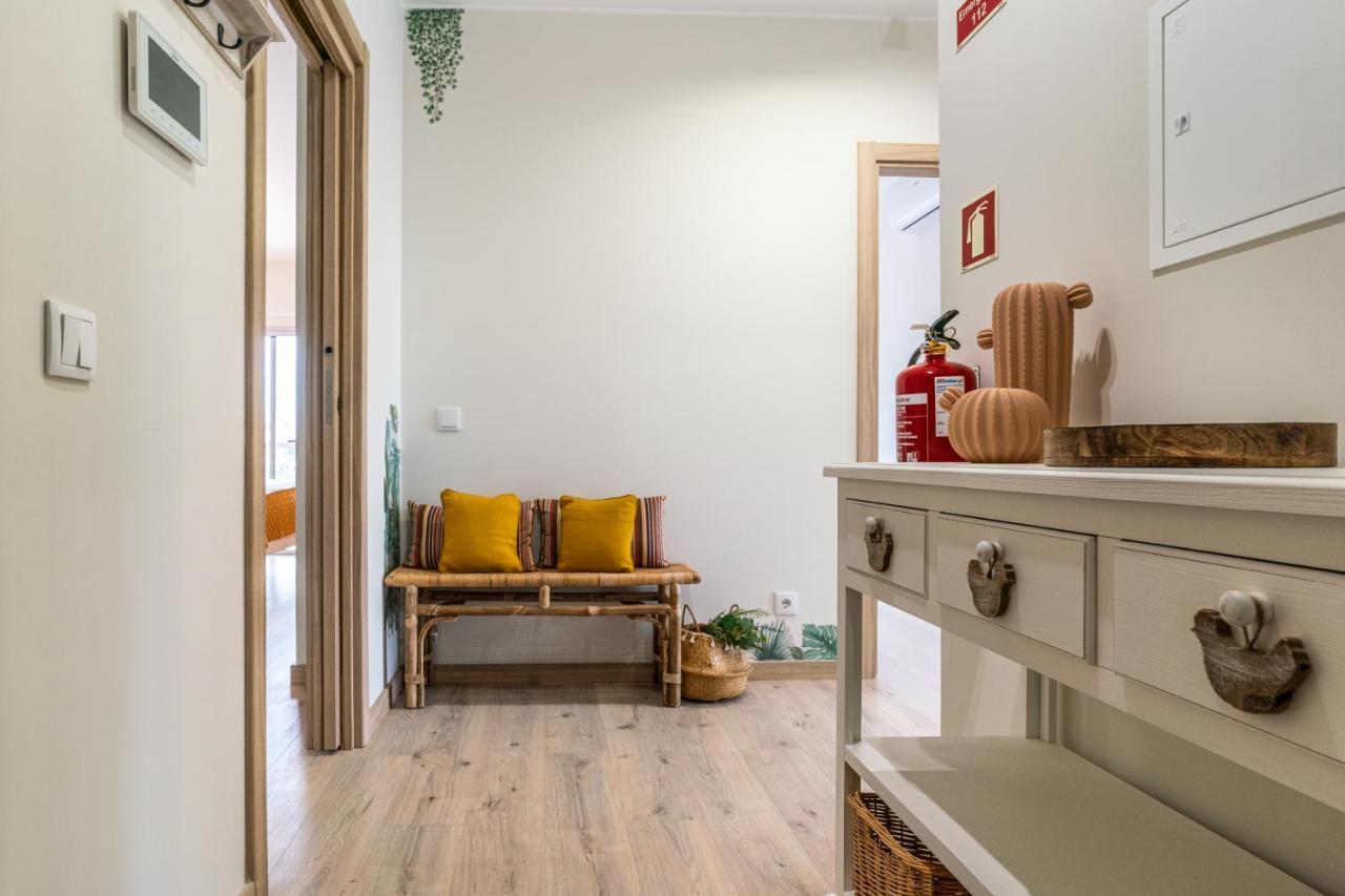 Sunny Brand New 2-Bedroom Apt - 500M From Praia Da Rocha With Ac And Pool! Portimao Ngoại thất bức ảnh